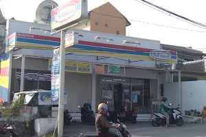 Indomaret Beringin image