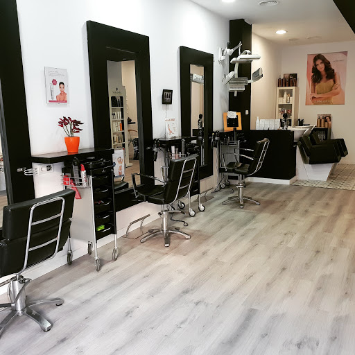 SIN CODIGO Peluquería-Estética en L'Hospitalet de Llobregat, Barcelona