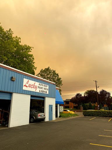 Auto Body Shop «Lucky Auto Body Paint & Repair Shop», reviews and photos, 4460 SW 142nd Ave, Beaverton, OR 97005, USA