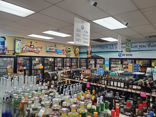 Liquor Store «UXBRIDGE LIQUORS», reviews and photos, 158 N Main St, Uxbridge, MA 01569, USA