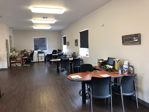 Used Car Dealer «Priced Right Auto Sales LLC», reviews and photos, 2020 W Deer Valley Rd, Phoenix, AZ 85027, USA