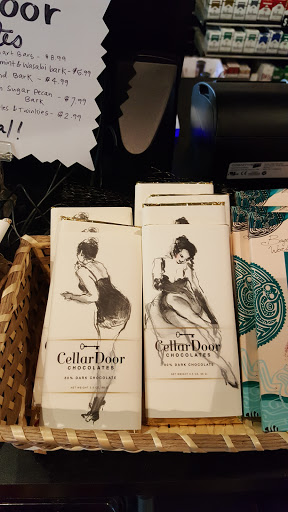 Liquor Store «Old Town Liquors», reviews and photos, 1529 Bardstown Rd, Louisville, KY 40205, USA