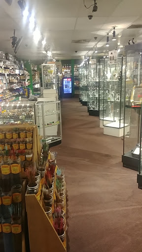 Tobacco Shop «Amsterdam Smoke and Vape Store», reviews and photos, 5521 South St, Lakewood, CA 90713, USA