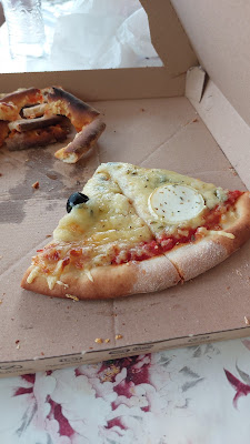 Pizza anna à Montmoreau