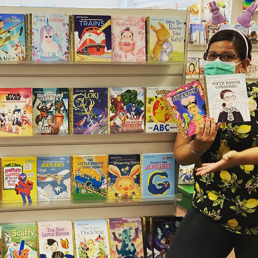 Toy Store «San Marino Toy & Book Shoppe», reviews and photos, 2476 Huntington Dr, San Marino, CA 91108, USA