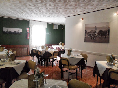 Restaurante El Emigrante - Loimil, 15, 36588 A Estrada, Pontevedra, Spain