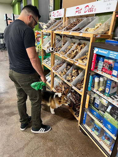 Pet Supply Store «Pet Supplies Plus», reviews and photos, 1704 Greenville Ave, Dallas, TX 75206, USA