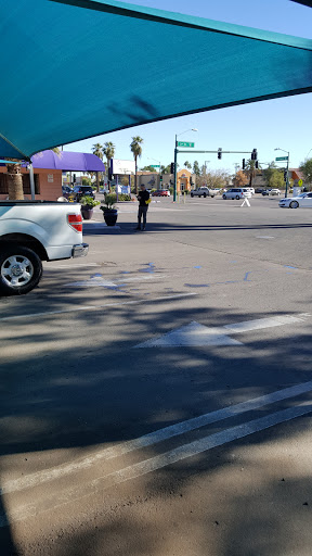 Car Wash «Los Olivos Hand Car Wash», reviews and photos, 232 E McDowell Rd, Phoenix, AZ 85004, USA