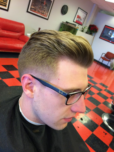 Barber Shop «Fades and Shaves Barbershop», reviews and photos, 1217 Maple Ave, Lisle, IL 60532, USA