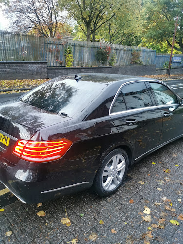 Reviews of Airport Transfers Direct Birmingham chauffeur service in Birmingham - Taxi service