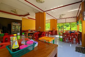 Namlin Lao restaurant image