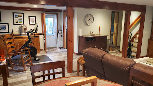 Flooring Store «Galaxy Discount Flooring Center», reviews and photos, 1770 Boston Post Rd, Milford, CT 06460, USA