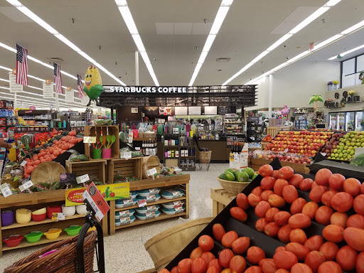 Hy-Vee Grocery Store image 3