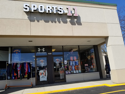 Sporting Goods Store «Sports 11», reviews and photos, 838 S Milwaukee Ave, Libertyville, IL 60048, USA