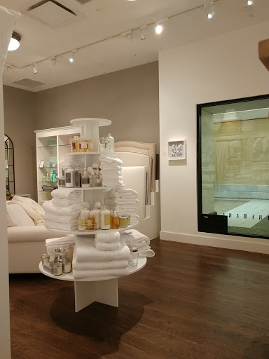 Furniture Store «Pottery Barn», reviews and photos, 3101 PGA Boulevard f141, Palm Beach Gardens, FL 33410, USA