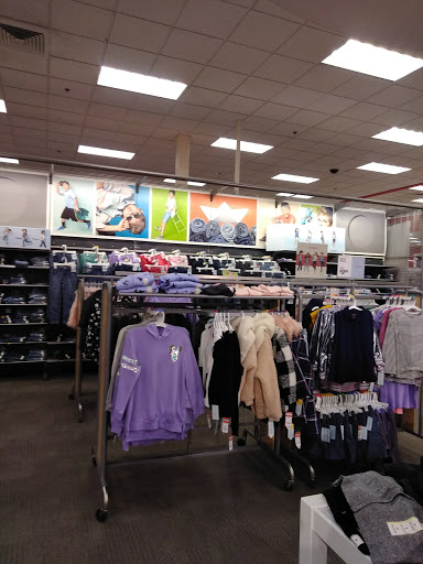 Department Store «Target», reviews and photos, 850 W North Ave, Melrose Park, IL 60160, USA