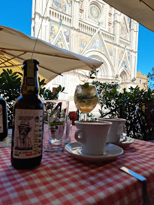Bar Caffetteria Hescanas Piazza del Duomo, 31, 05018 Orvieto TR, Italia
