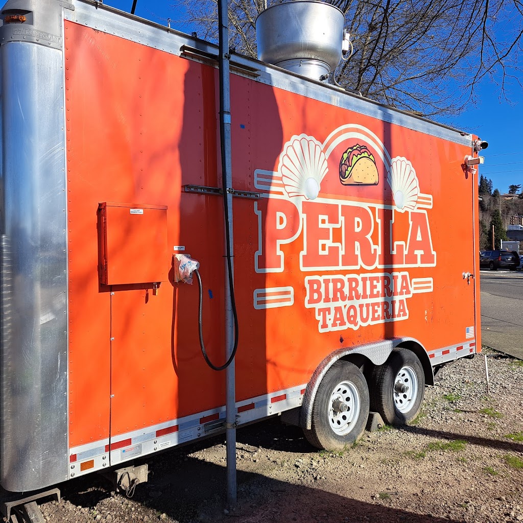 Taqueria Birrieria Perla 98057