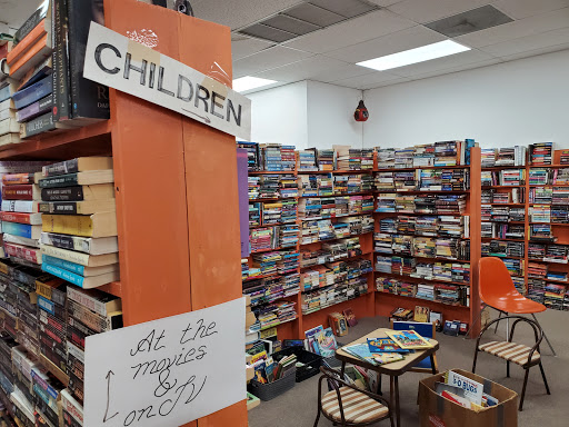 Used Book Store «Book Rack», reviews and photos, 1952 Park Meadows Dr # 7, Fort Myers, FL 33907, USA