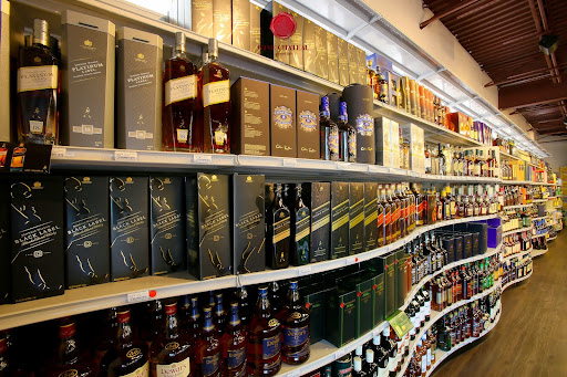 Liquor Store «Wine Chateau», reviews and photos, 1021 St George Ave #1, Colonia, NJ 07067, USA