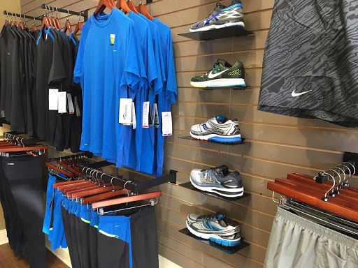 Running Store «Fleet Feet Sports», reviews and photos, 2130 W Poplar Ave, Collierville, TN 38017, USA