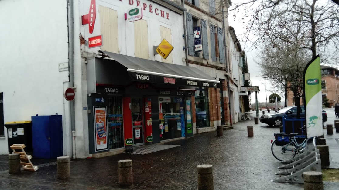 Le Totem de valence d agen à Valence d'Agen