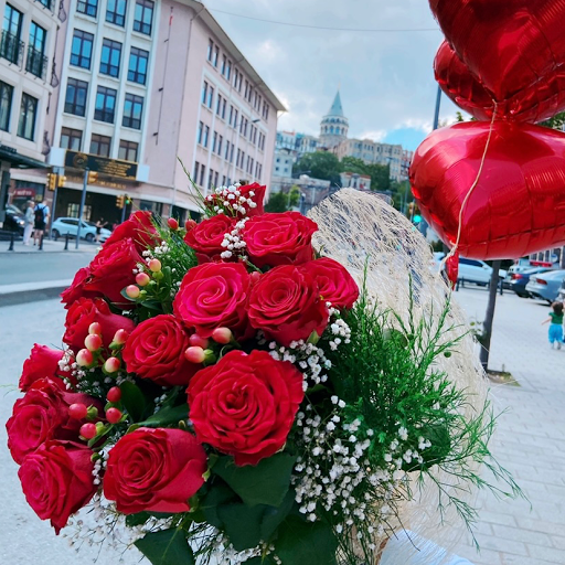 Flower Art Istanbul | Send Flowers Istanbul | Same Day Delivery Gift In İstanbul