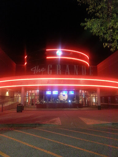 Movie Theater «Regal Cinemas Greensboro Grande 16», reviews and photos, 3205 Northline Ave, Greensboro, NC 27408, USA