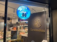 カフェバイブルー麻布十番店 cafe by blue Azabujuban