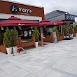 Les Mann's Cafe Patissiere