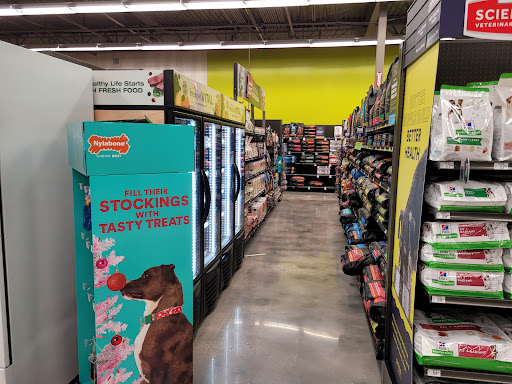 Pet Supply Store «Petco Animal Supplies», reviews and photos, 1605 Beltline Rd SW, Decatur, AL 35601, USA