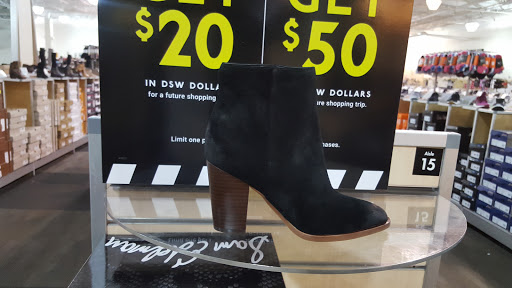 Shoe Store «DSW Designer Shoe Warehouse», reviews and photos, 3889 Medina Rd, Akron, OH 44333, USA