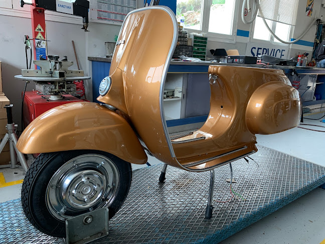 Piaggio Λάγος Χριστόφορος - Αντιπρόσωπος μοτοσικλετών