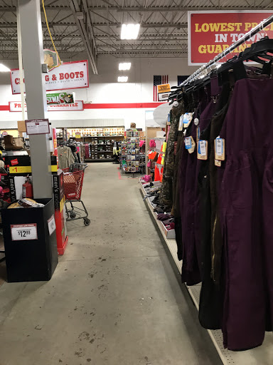 Home Improvement Store «Tractor Supply Co.», reviews and photos, 4601 E Grand River Ave, Howell, MI 48843, USA