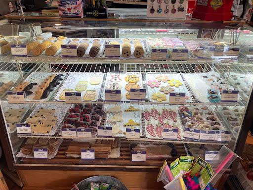 Pet Supply Store «Three Dog Bakery», reviews and photos, 2136 W Poplar Ave #116, Collierville, TN 38017, USA