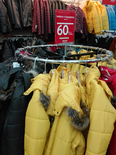 Urmeneta 580, Loc. 213, 5502752 Puerto Montt, Los Lagos