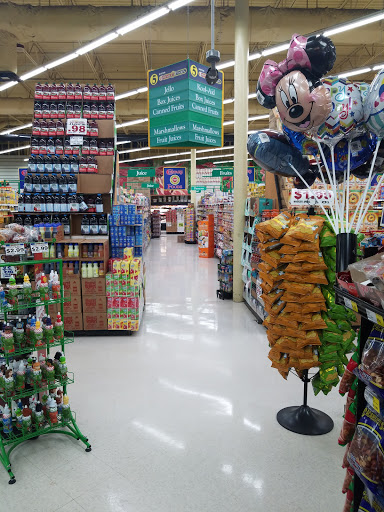 Supermarket «Compare Foods», reviews and photos, 951 Silas Creek Pkwy, Winston-Salem, NC 27127, USA