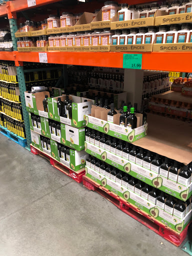 Warehouse store «Costco Wholesale», reviews and photos, 21800 Victory Blvd, Woodland Hills, CA 91367, USA