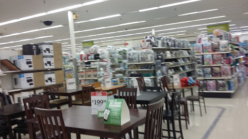 Shopping Mall «Gardenside Shopping Center», reviews and photos, 2606 Zion Rd, Henderson, KY 42420, USA