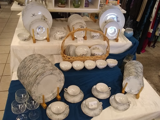 Thrift Store «Last Chance Ranch Thrift Store», reviews and photos, 201 S 3rd St, Coopersburg, PA 18036, USA