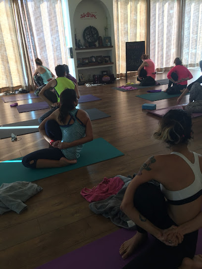 Sādhak San Jerónimo: Yoga y Meditación para todos en Monterrey