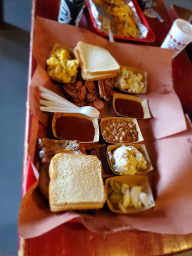 Barbecue Restaurant «Texas Pride Barbecue», reviews and photos, 2980 Texas 1604 Loop, Adkins, TX 78101, USA