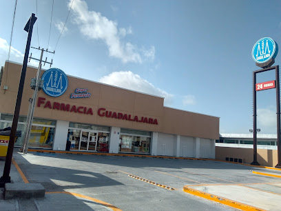 Farmacia Guadalajara Caracoles, , La Herradura (Genaro Cantú)