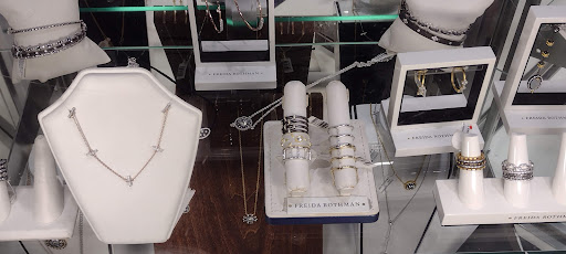 Jeweler «Virag Jewelers Ltd.», reviews and photos, 703 Main St, Evanston, IL 60202, USA