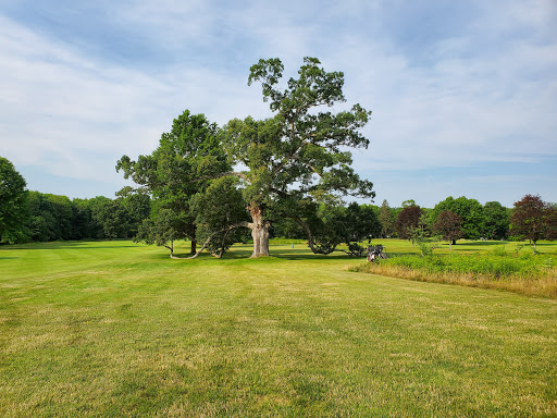 Golf Club «Oakview Golf Club», reviews and photos, 160 Ralston Rd, Slippery Rock, PA 16057, USA