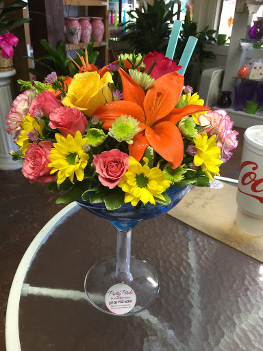 Florist «Pretty Petals Floral Boutique», reviews and photos, 2932 Hillcrest Dr, San Antonio, TX 78201, USA
