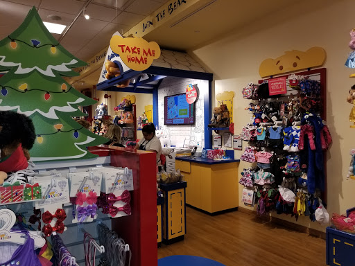 Shopping Mall «West County Center», reviews and photos, 80 W County Center Dr, Des Peres, MO 63131, USA