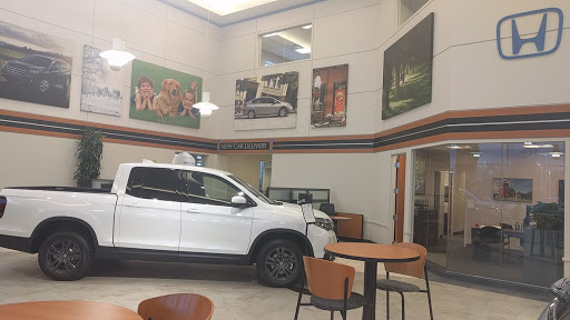 Honda Dealer «Luther Hopkins Honda», reviews and photos, 250 5th Ave S, Hopkins, MN 55343, USA