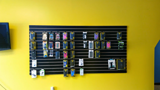 Cell Phone Store «One Stop Cellular Repair», reviews and photos, 822 Fort Wayne Ave, Indianapolis, IN 46204, USA