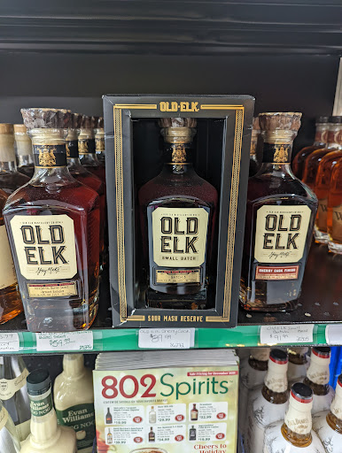 Liquor Store «Pearl Street Beverage», reviews and photos, 240 Pearl St, Burlington, VT 05401, USA